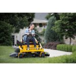 Cub-Cadet_ZT154_1.jpg